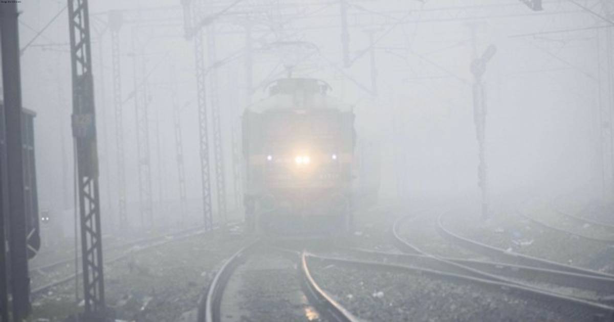 Delhi fog: 39 trains running late due to low visibility